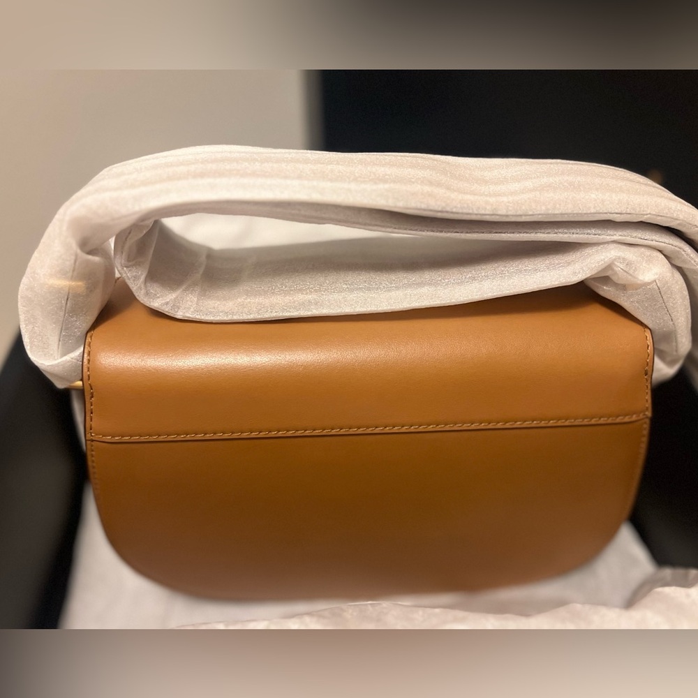 Polo ID Leather Saddle Bag - Picture 9 of 13